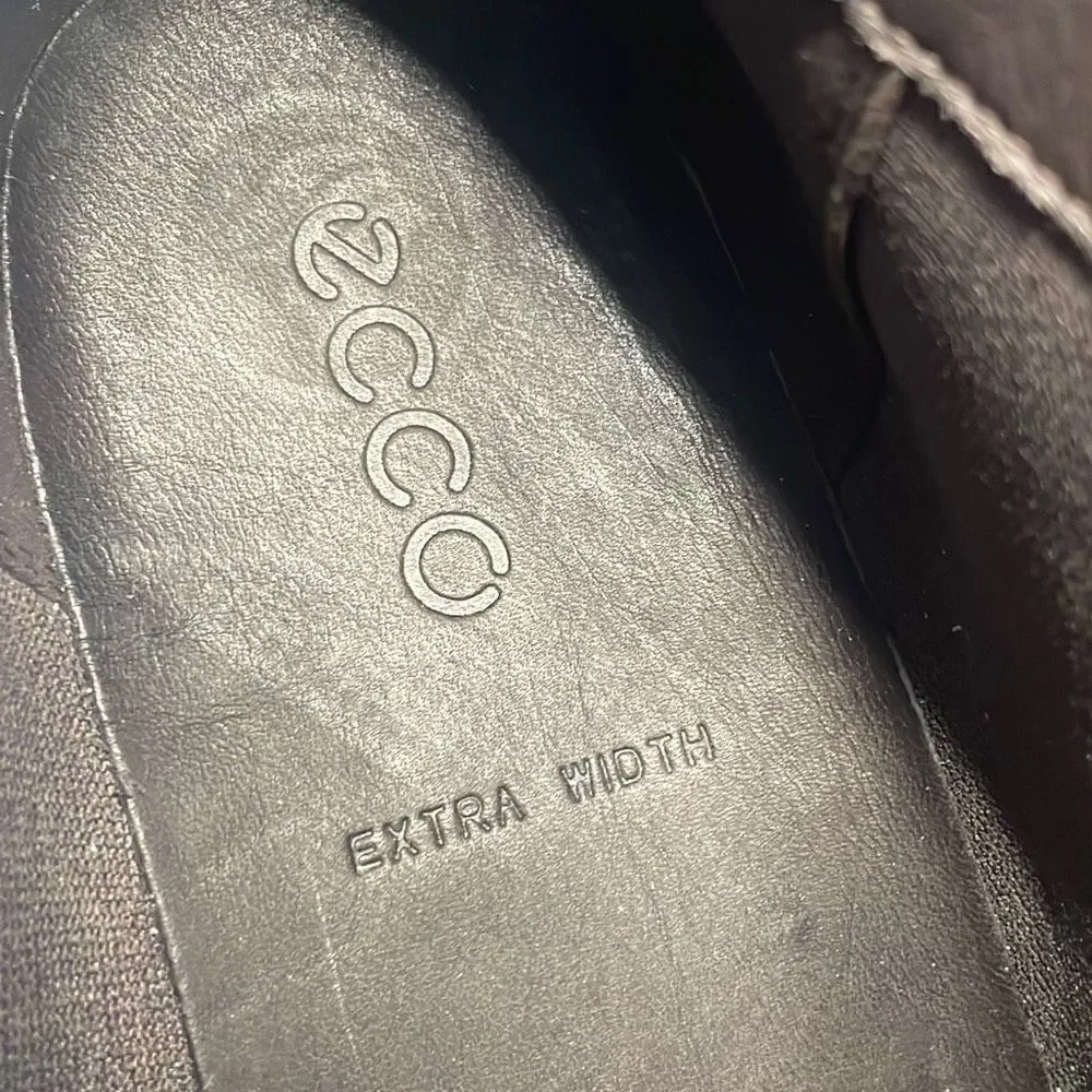 Ecco Women's Soft 7 Side Zip Bootie Sneakers in Dark Shadow Leather sz 11 Extra